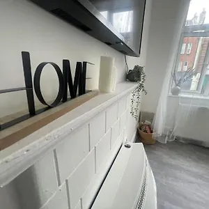 Cosy 2 Bed In Tower Bridge Road London