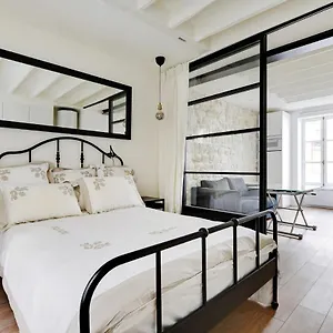 Invalides - Tour Eiffel Apartment Paris